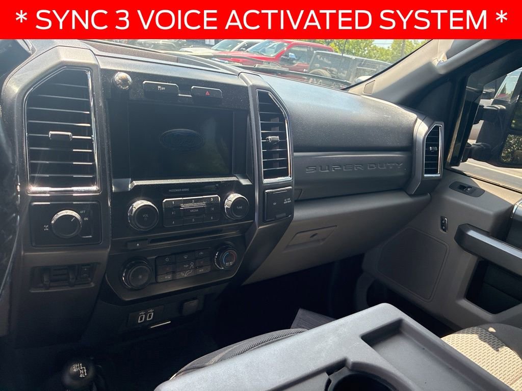Used 2017 Ford F250 XLT w/ XLT Premium Package AWD/4WD image 9
