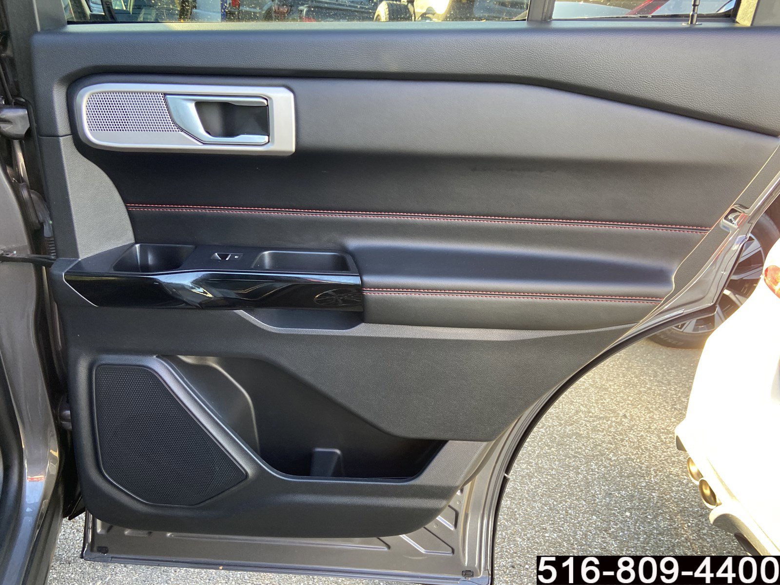 Used 2022 Ford Explorer ST-Line w/ Class IV Trailer Tow Package image 30