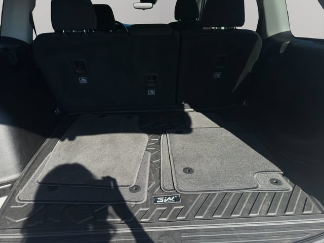 Used 2023 Jeep Grand Cherokee Laredo AWD/4WD image 20