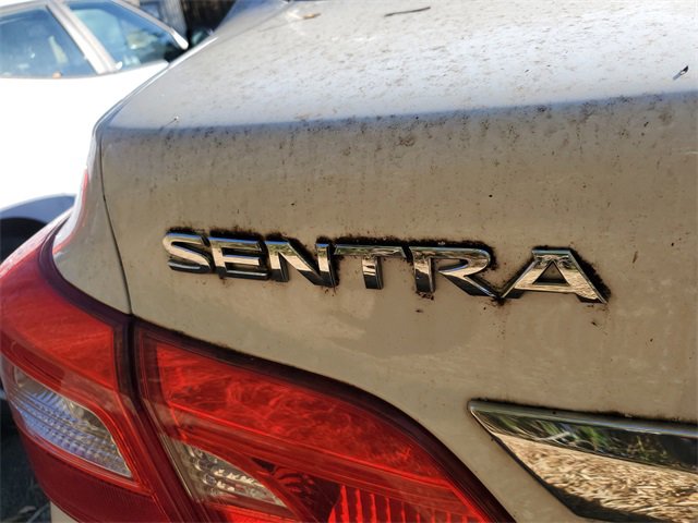 Used 2018 Nissan Sentra S image 7