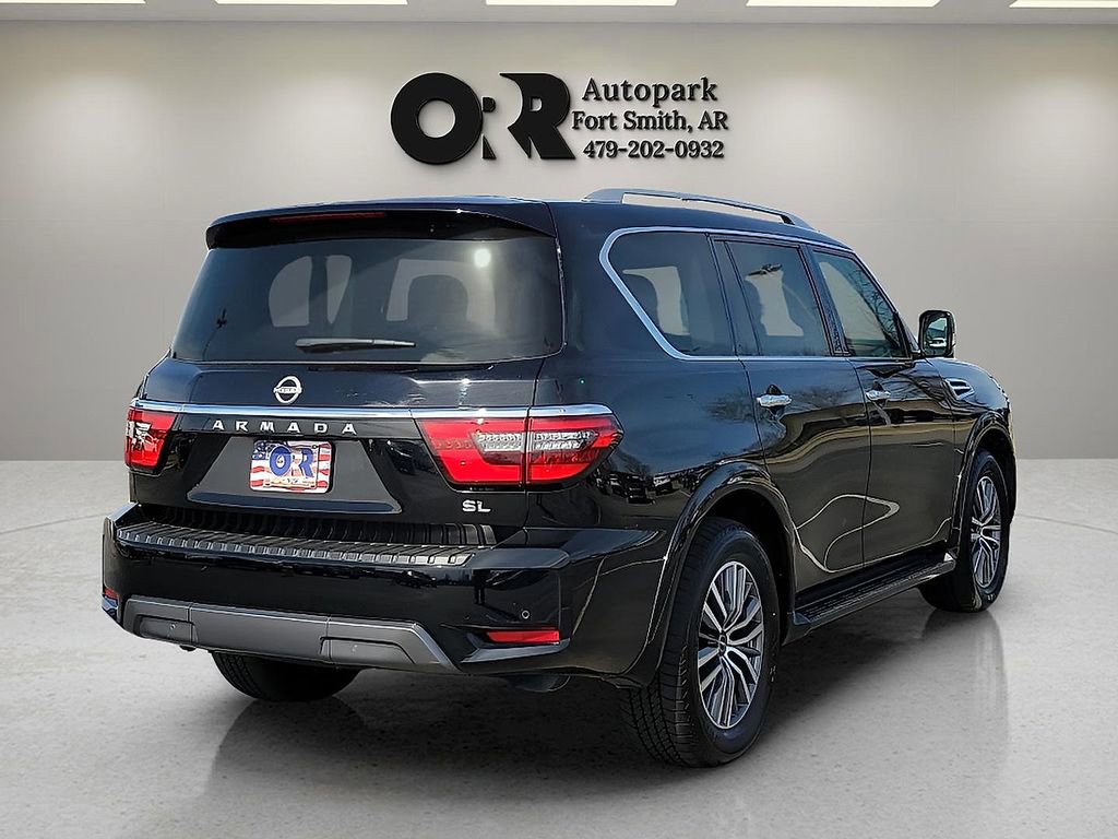 Used 2024 Nissan Armada SL w/ Captain's Chairs Package image 5