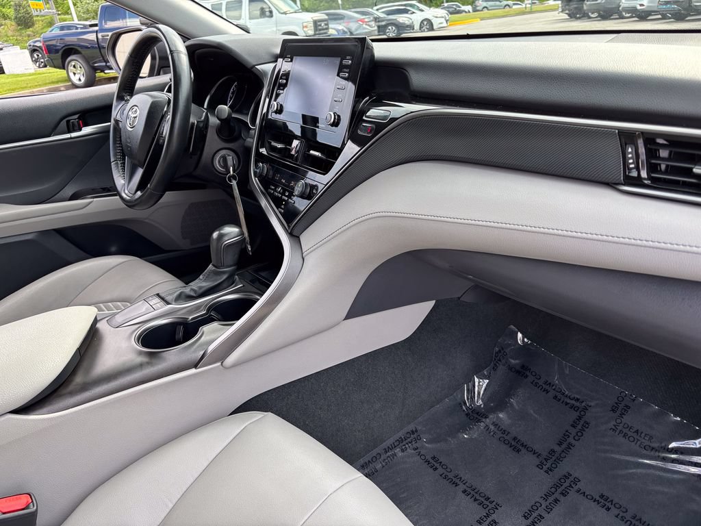 Used 2024 Toyota Camry SE FWD image 38