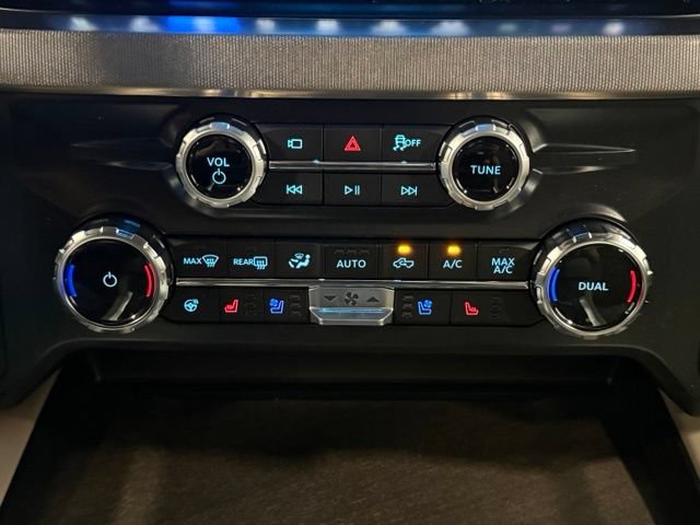 Certified 2026 Ford F450 Platinum w/ Platinum Plus Package AWD/4WD image 30
