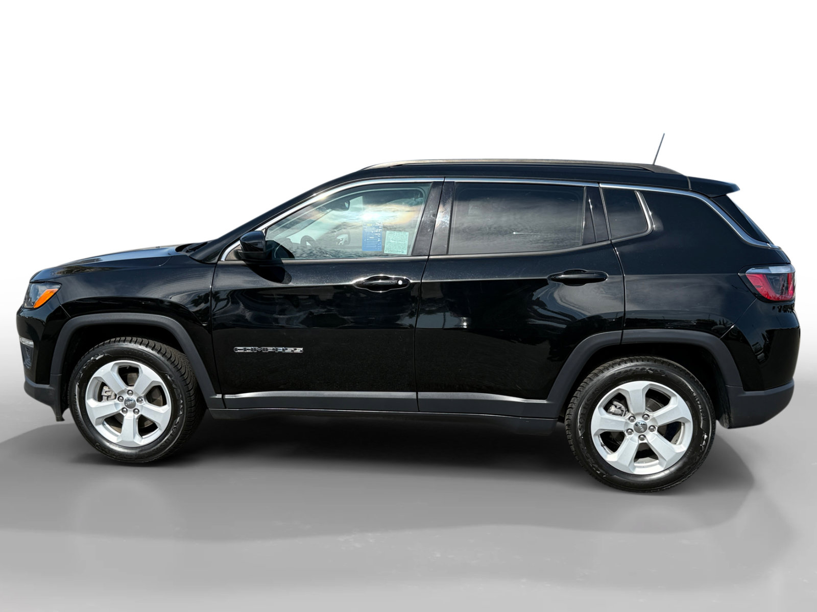Used 2020 Jeep Compass Latitude FWD image 2