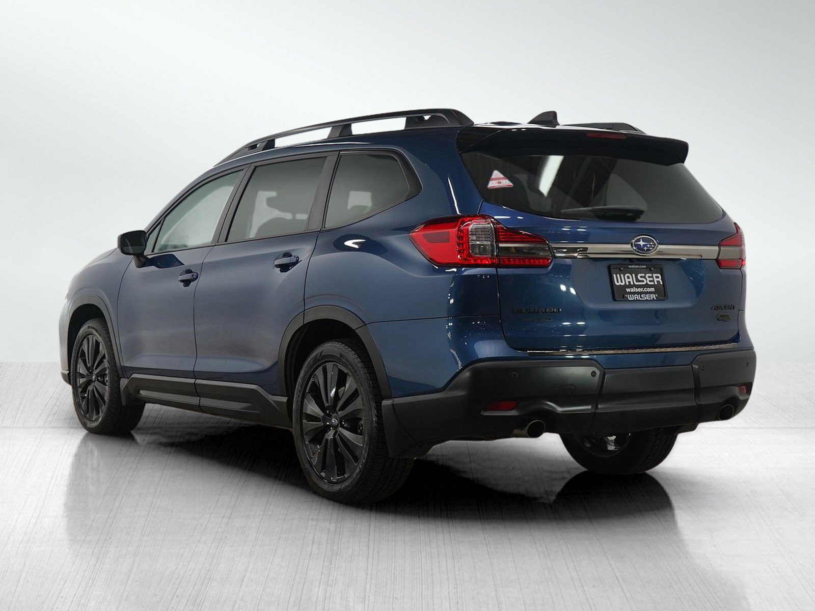 Used 2022 Subaru Ascent Onyx Edition image 3