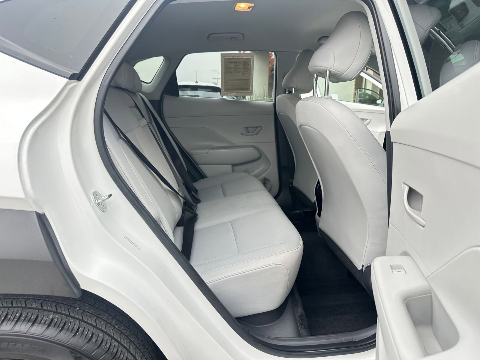 Used 2025 Hyundai Kona SEL image 25