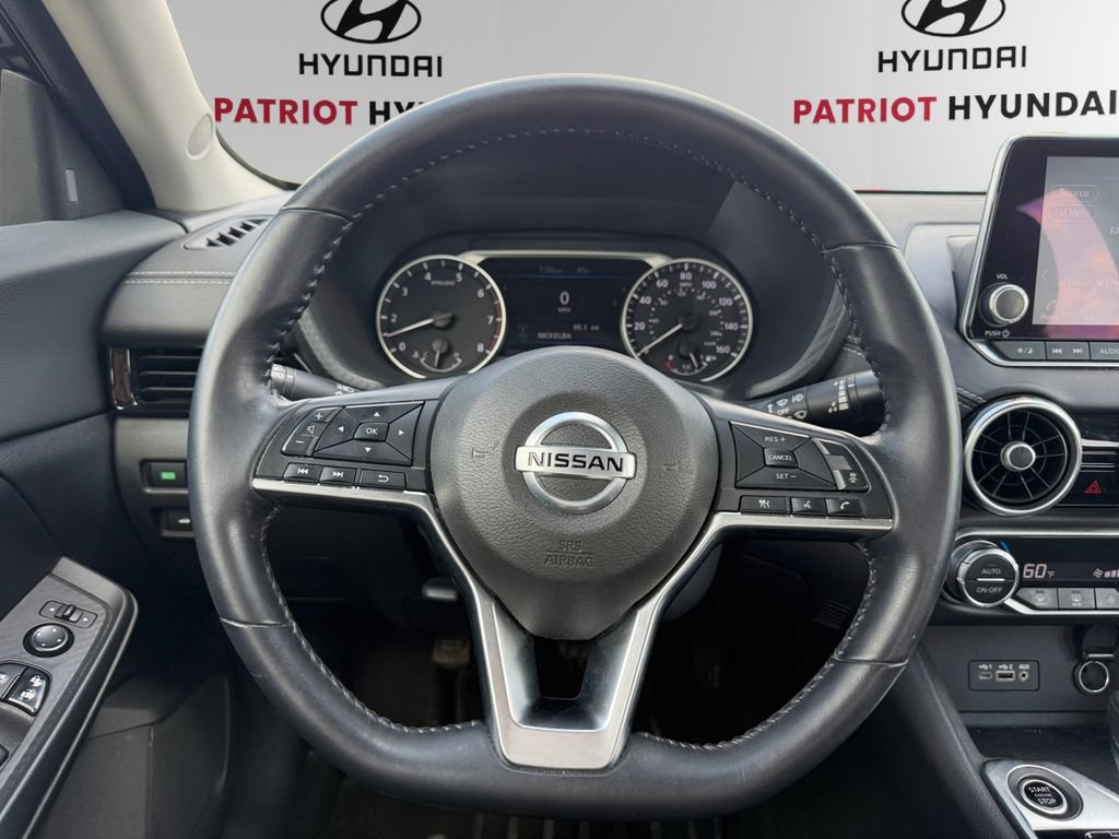 Used 2021 Nissan Sentra SV FWD image 11