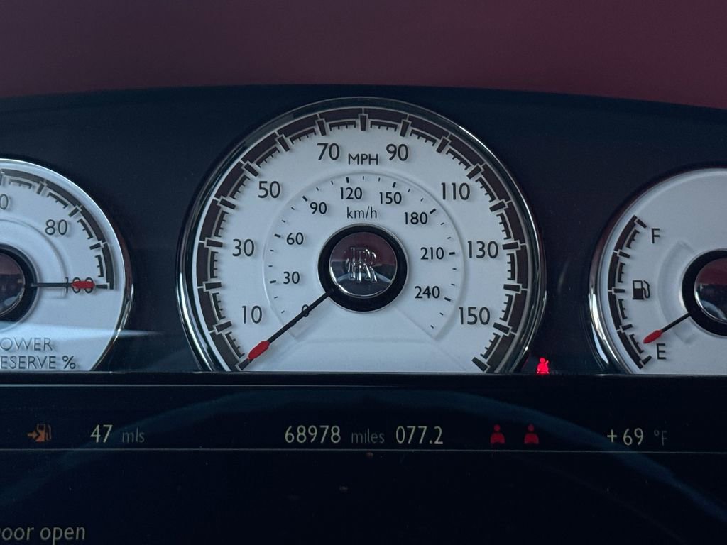 Used 2020 Rolls-Royce Wraith RWD image 21