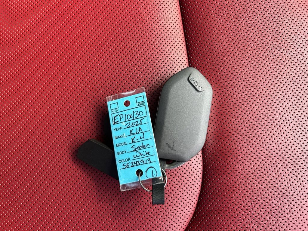 Used 2025 Kia K4 GT-Line w/ GT-Line Premium Package FWD image 32