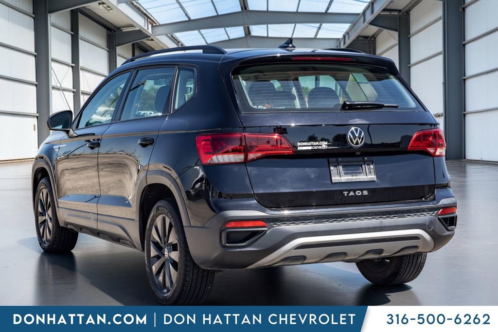 Used 2024 Volkswagen Taos S w/ MDO Package FWD image 19