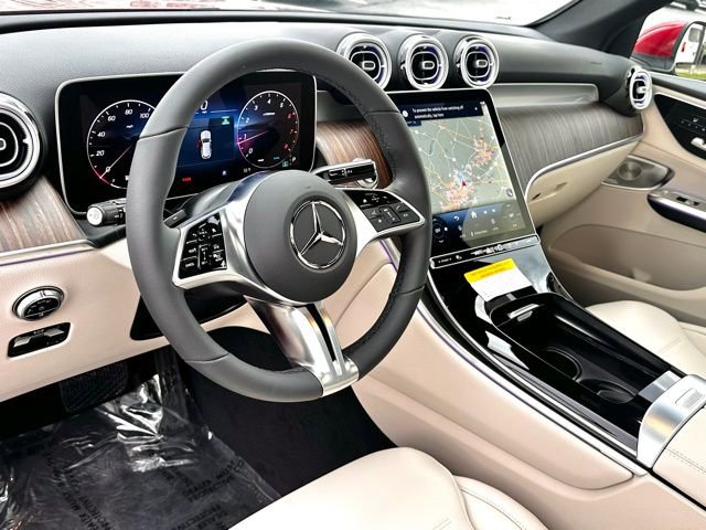 Used 2024 Mercedes-Benz GLC 300 4MATIC image 17