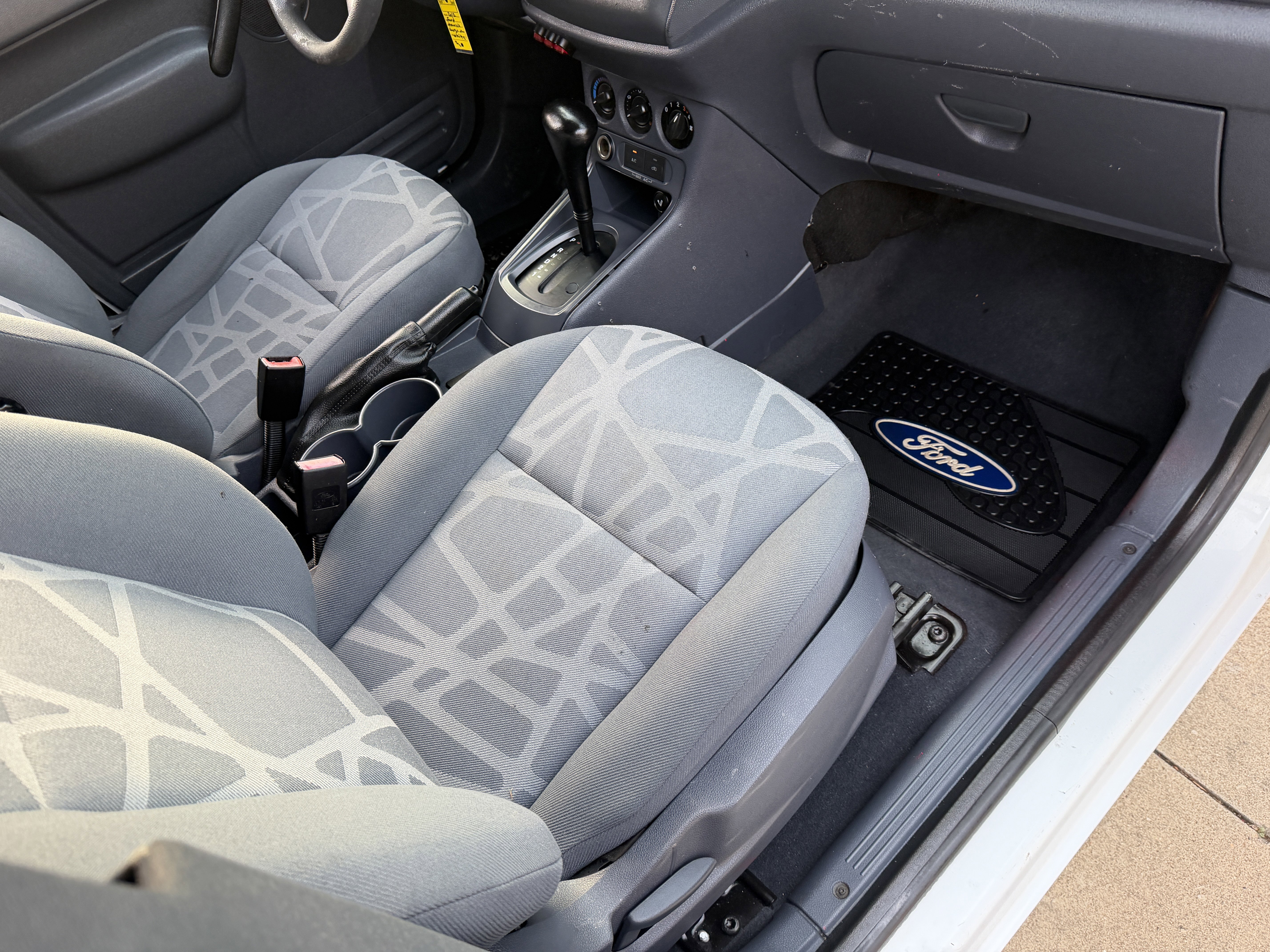 Used 2012 Ford Transit Connect XL w/ Fleet XL PWR Group FWD image 12