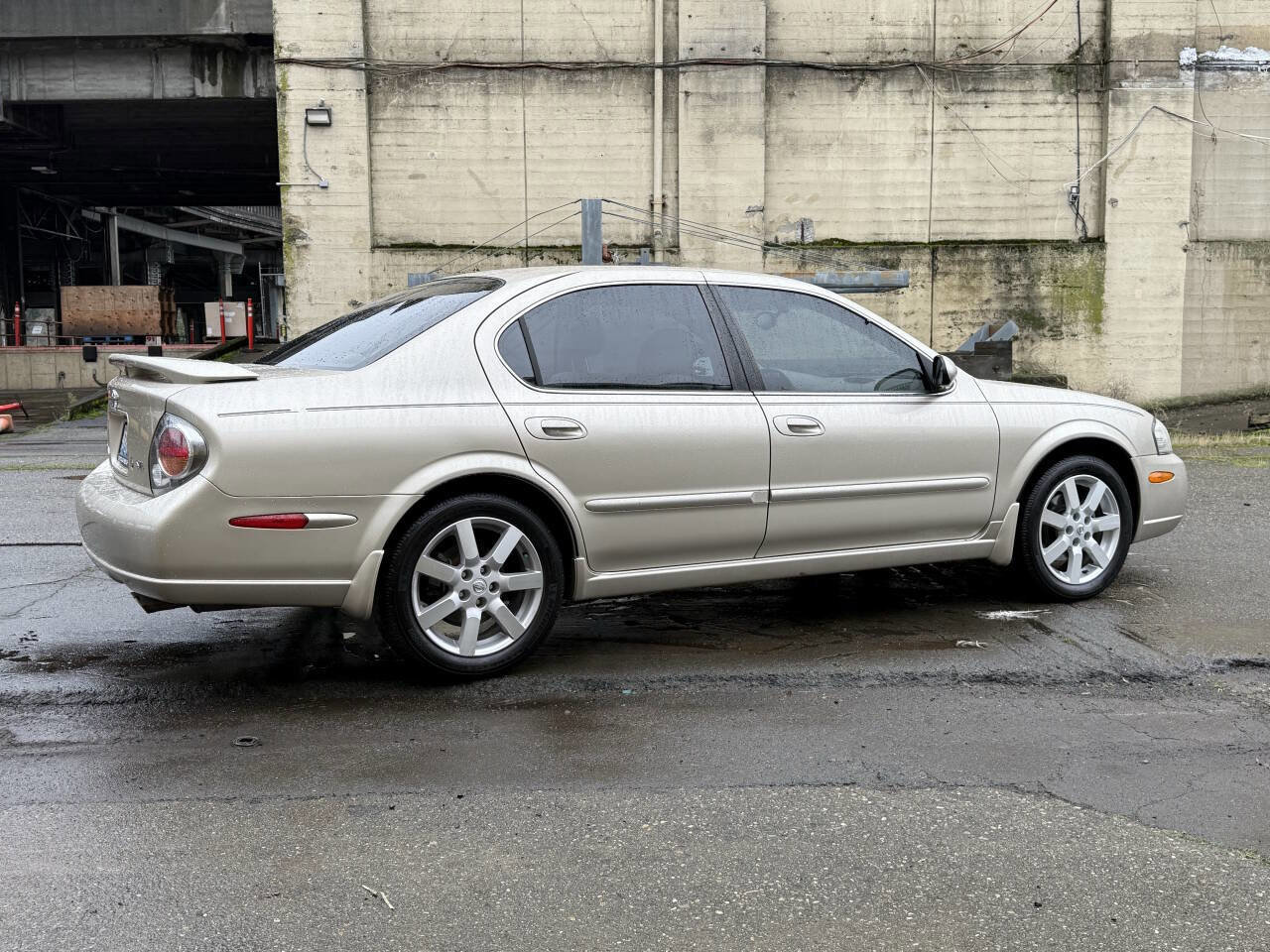 Used 2003 Nissan Maxima SE image 10