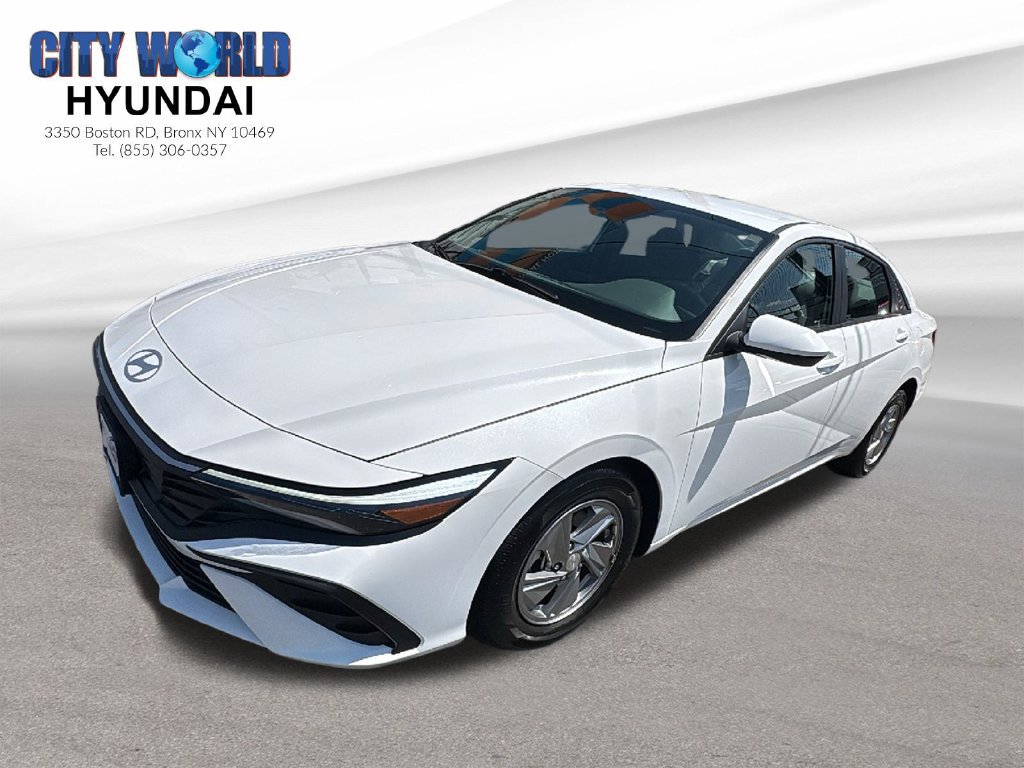 Used 2024 Hyundai Elantra SE