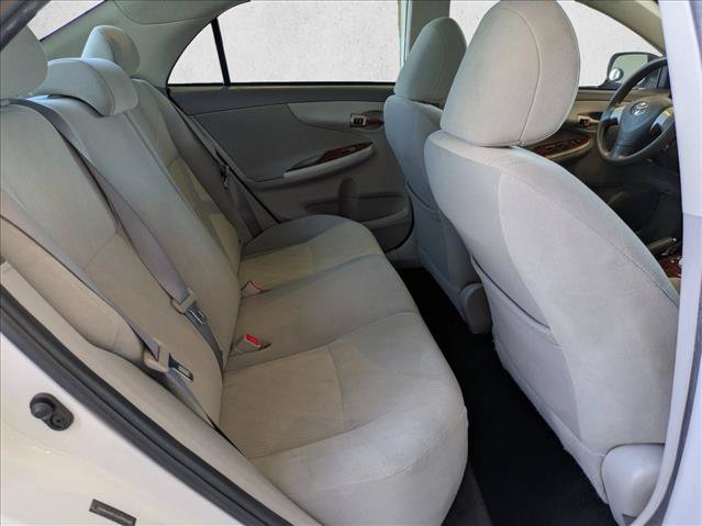 Used 2010 Toyota Corolla LE FWD image 17