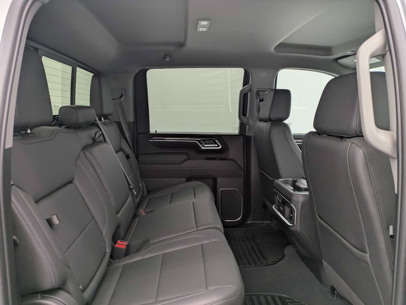New 2025 Chevrolet Silverado 3500 LTZ w/ LTZ Convenience Package AWD/4WD image 24