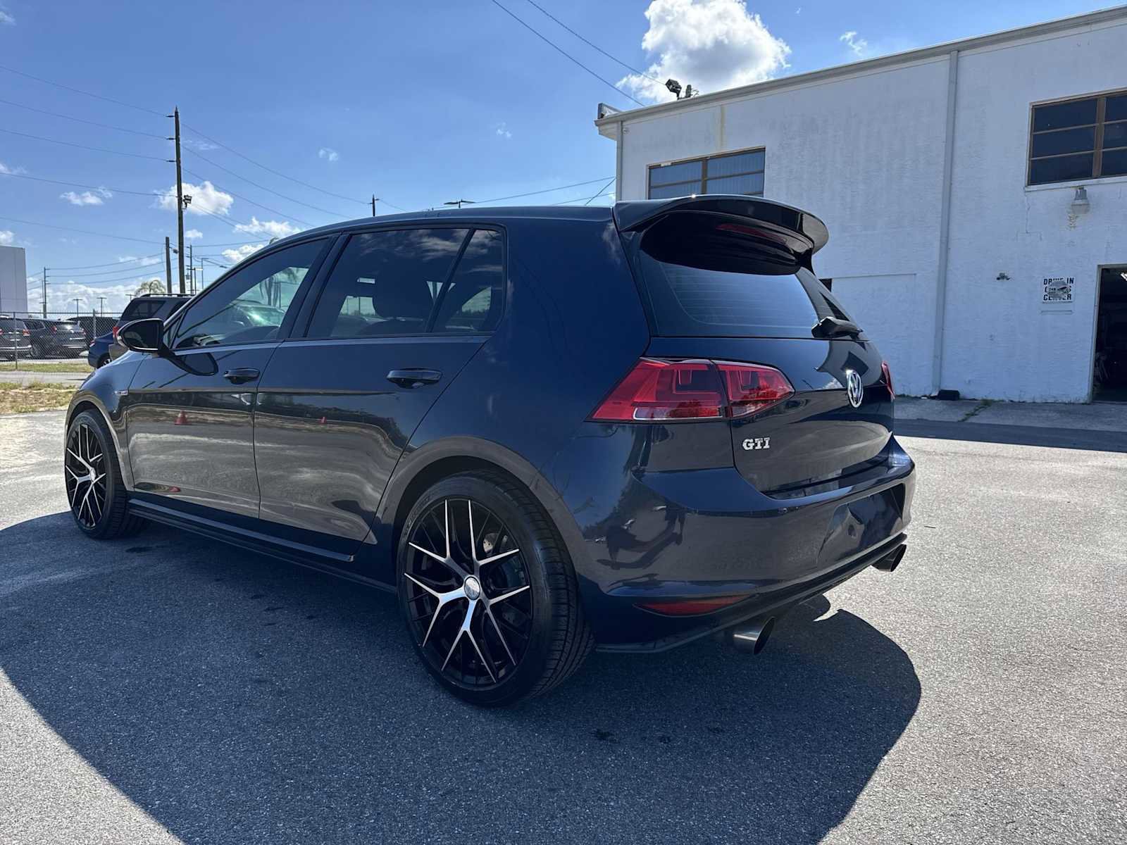 Used 2015 Volkswagen GTI S FWD image 4