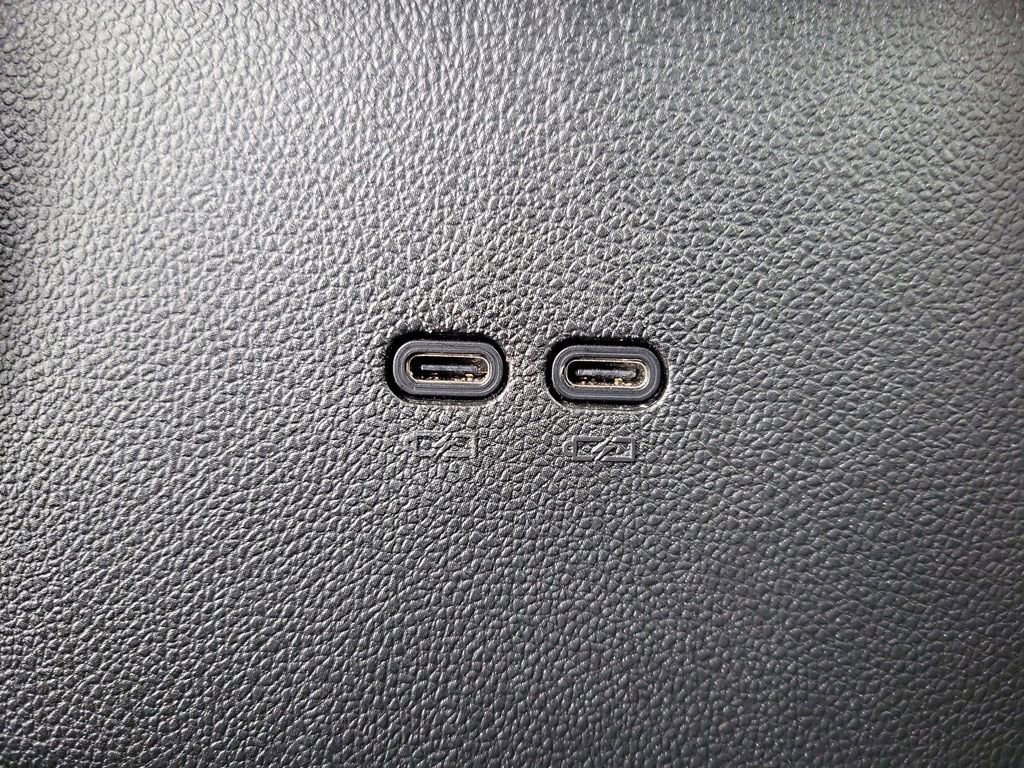 Used 2026 Chevrolet Equinox EV LT FWD image 13