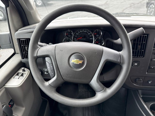 New 2025 Chevrolet Express 2500 WT w/ Enhanced Convenience Package image 17