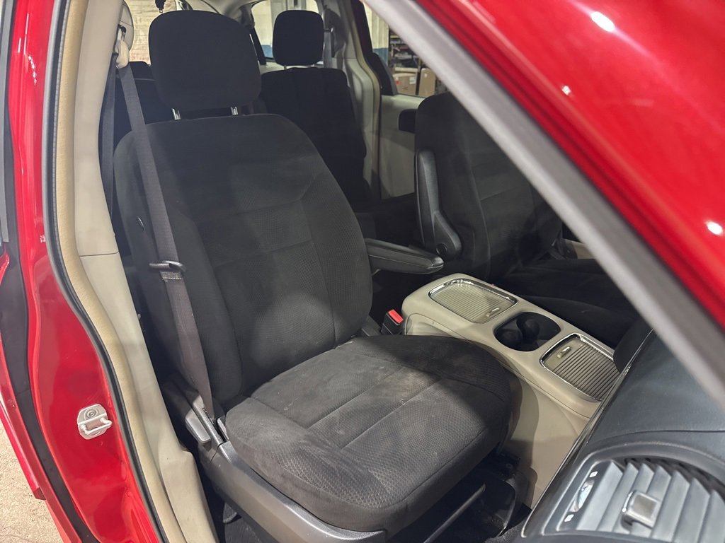 Used 2012 Dodge Grand Caravan Crew w/ Crew Value Pkg image 34
