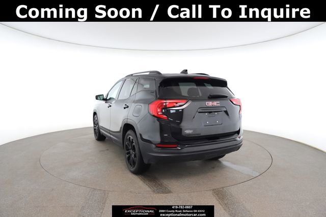 Used 2021 GMC Terrain SLT w/ Elevation Edition image 13