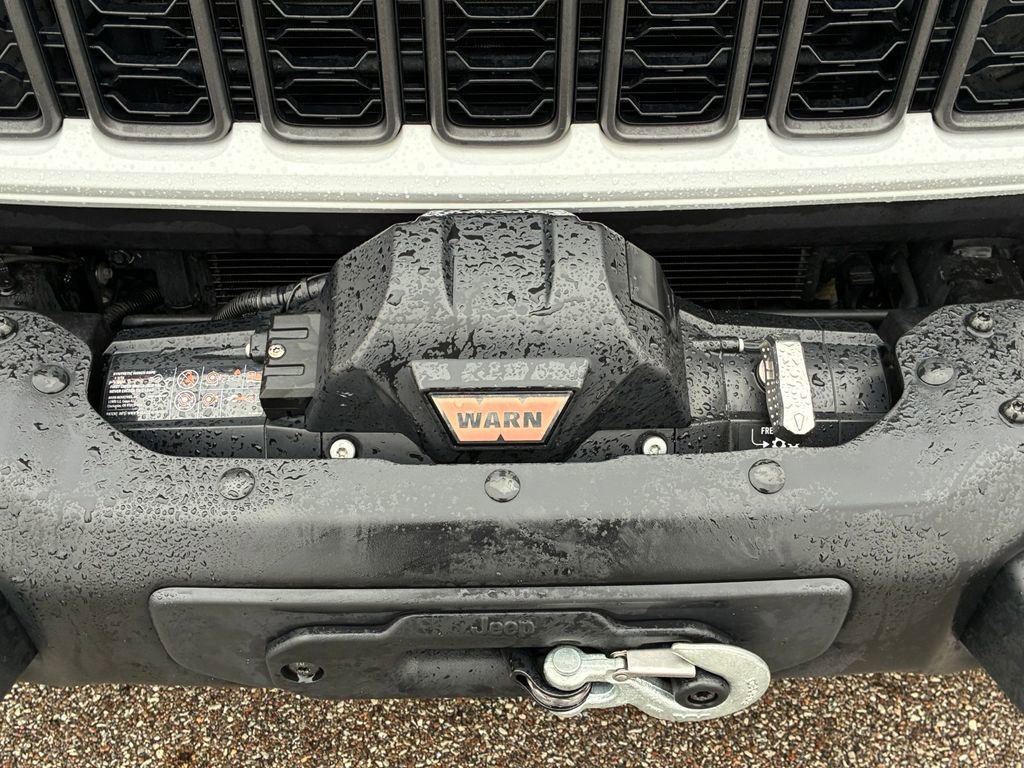 Used 2024 Jeep Wrangler Unlimited Rubicon 392 image 12