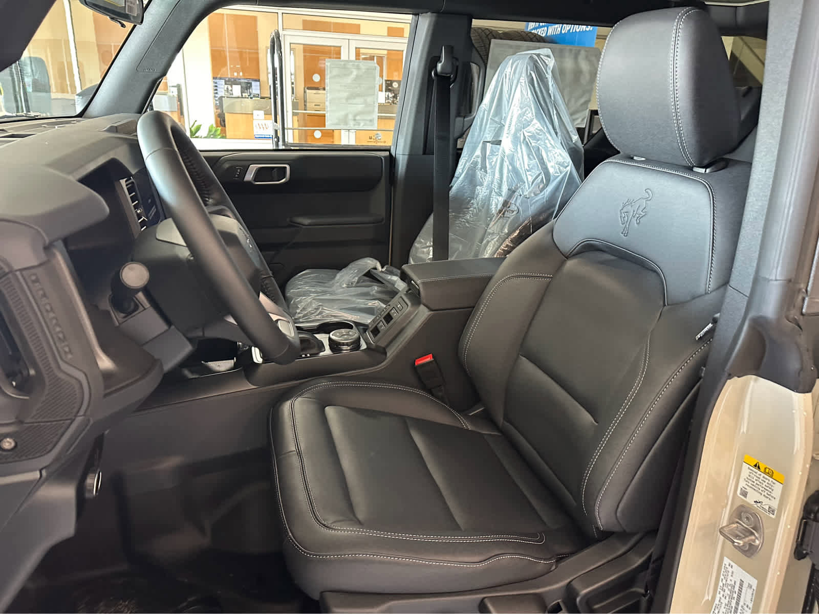 New 2025 Ford Bronco Badlands image 23