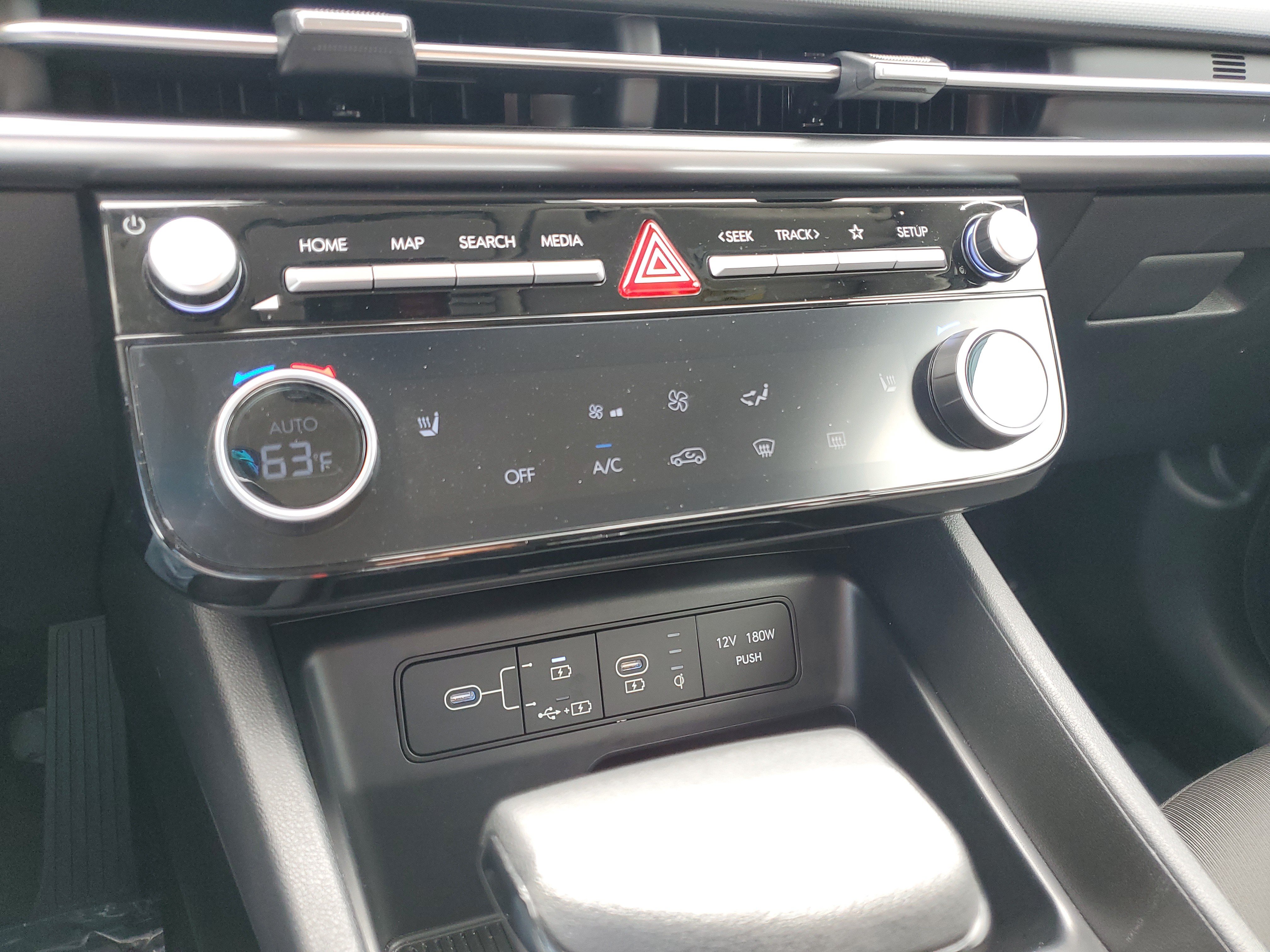 Used 2025 Hyundai Tucson SEL FWD image 24