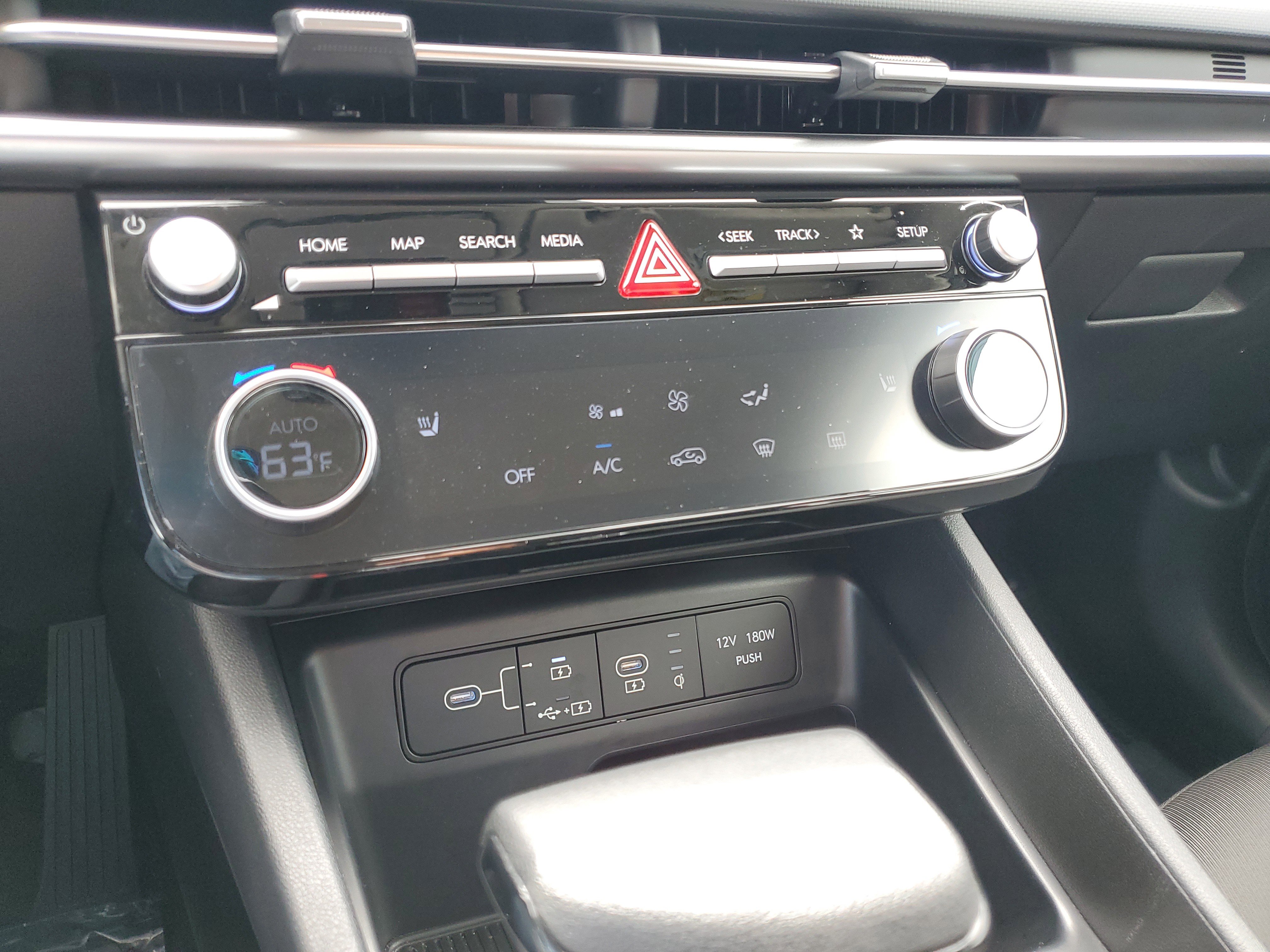 Used 2025 Hyundai Tucson SEL image 24