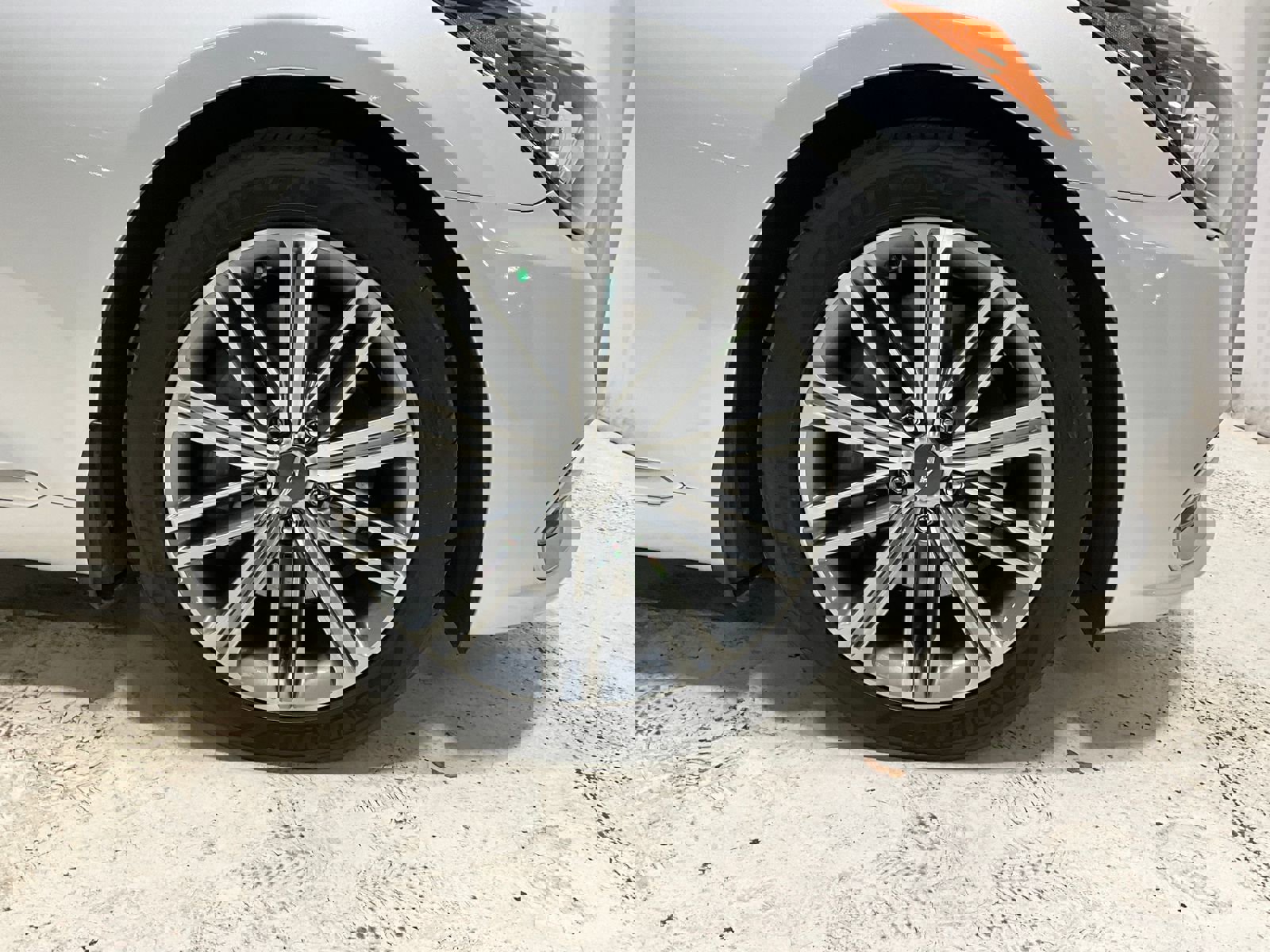 Used 2018 Genesis G80 3.8 w/ Option Group 02 image 7