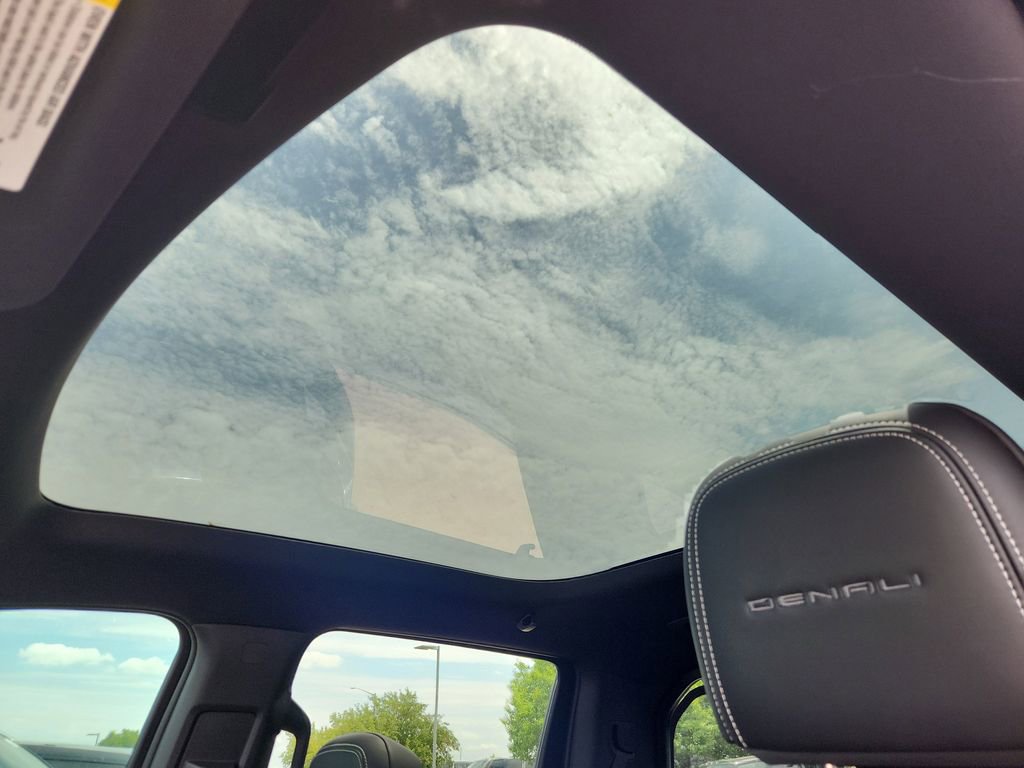 New 2025 GMC Sierra EV Denali image 17