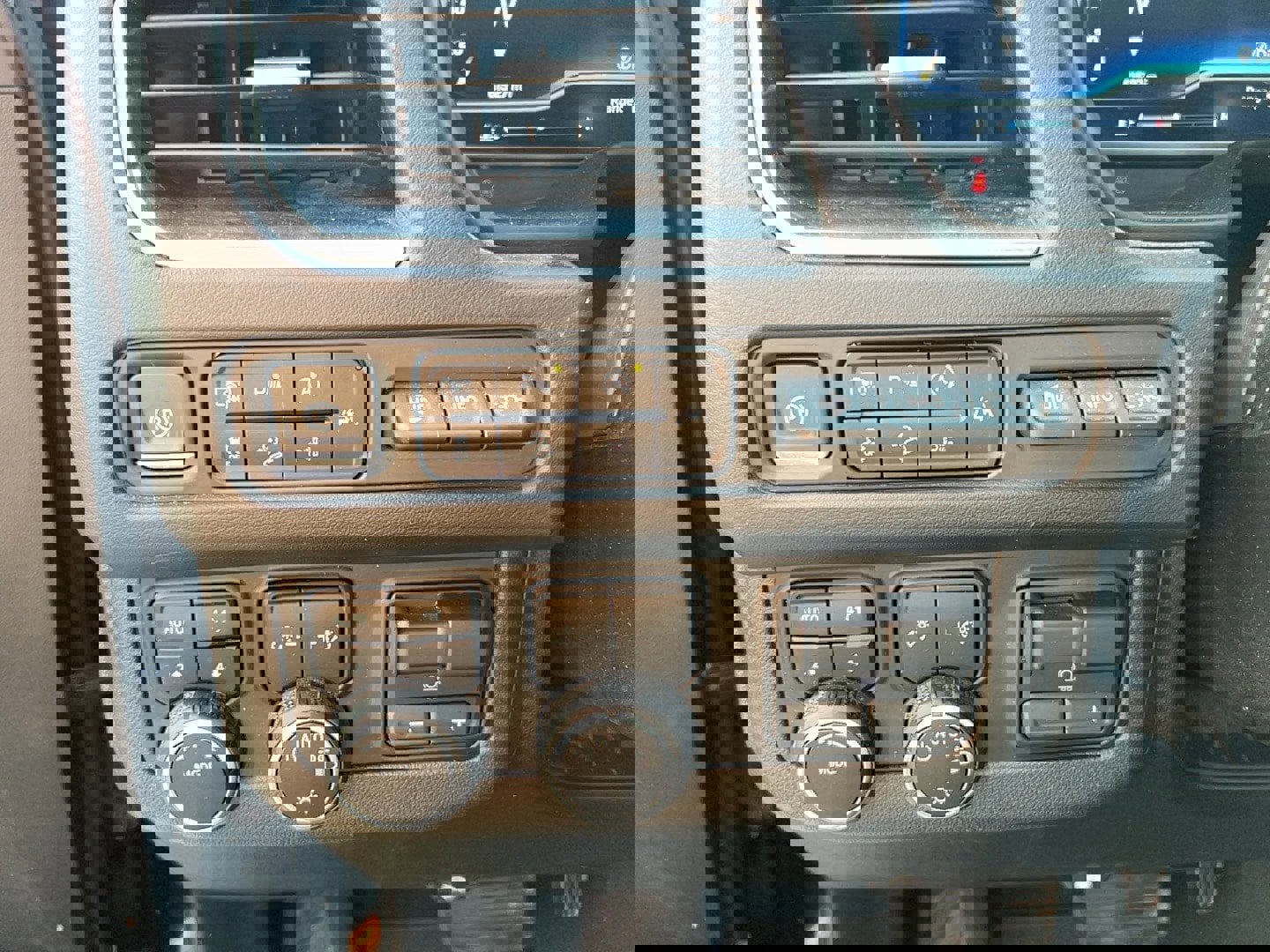 Used 2023 Chevrolet Tahoe High Country w/ Advanced Technology Package AWD/4WD image 14