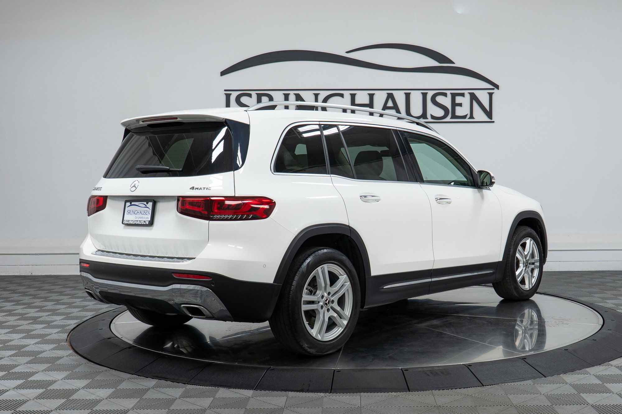 Certified 2021 Mercedes-Benz GLB 250 4MATIC w/ Premium Package image 5