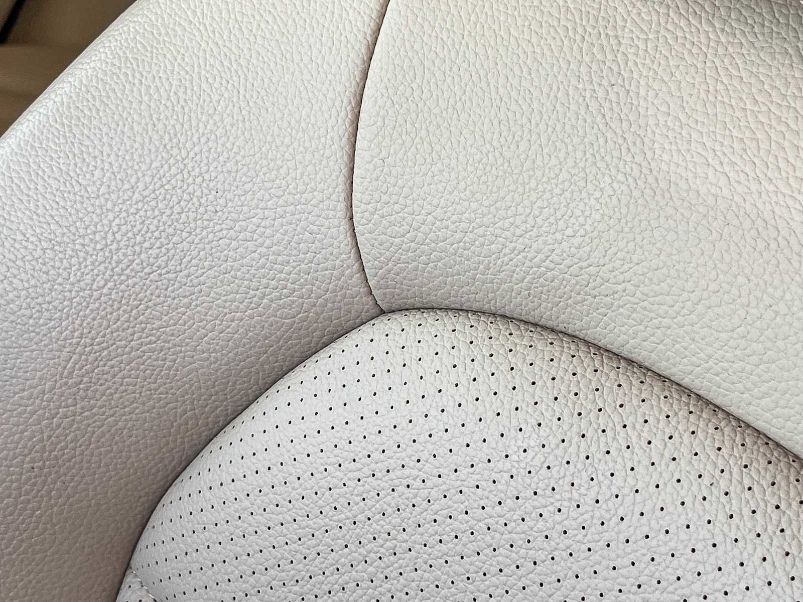 Used 2022 Mercedes-Benz GLC 300 image 23