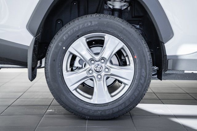 New 2025 Toyota RAV4 XLE image 16