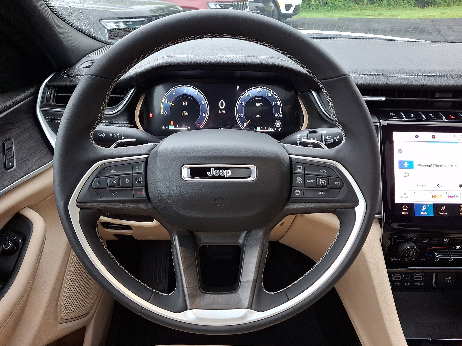Certified 2025 Jeep Grand Cherokee Limited w/ Luxury Tech Group II AWD/4WD image 21