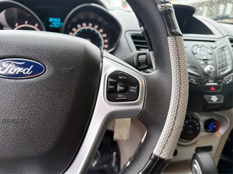 Used 2017 Ford Fiesta SE FWD image 23