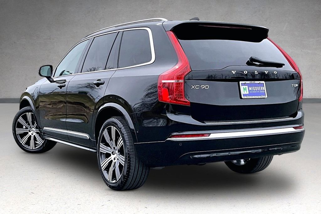 Certified 2025 Volvo XC90 T8 Ultra w/ Lounge Package image 4