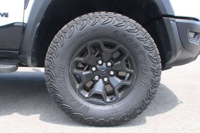 Used 2025 RAM 1500 RHO w/ RHO Level 1 Equipment Group AWD/4WD image 40