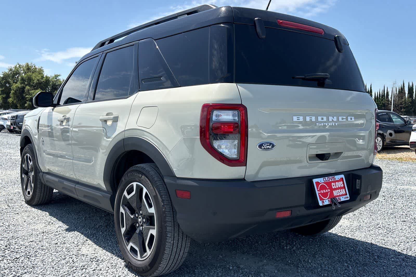 Used 2024 Ford Bronco Sport Outer Banks image 7