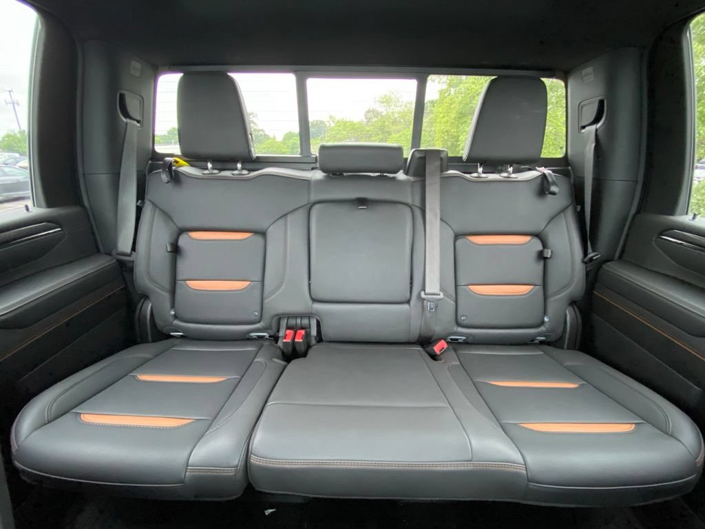 Used 2025 GMC Sierra 2500 AT4 AWD/4WD image 22