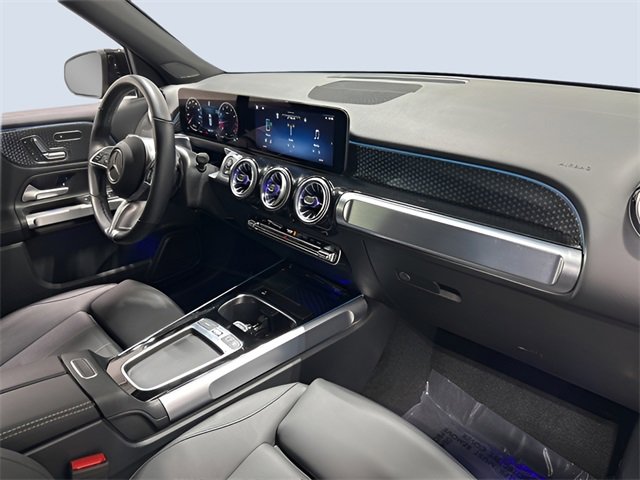 Used 2025 Mercedes-Benz GLB 250 4MATIC image 12