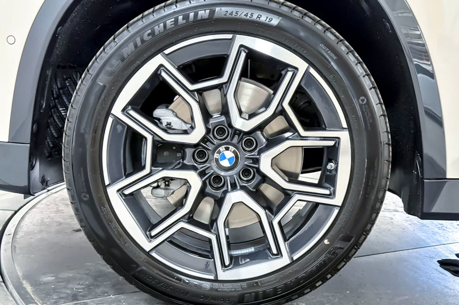 New 2026 BMW X1 xDrive28i w/ Technology Package AWD/4WD image 25