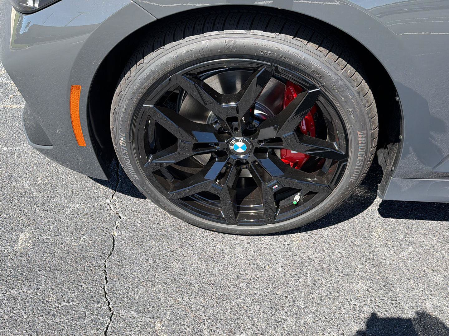 New 2026 BMW 330i Sedan w/ M Sport Package RWD image 36
