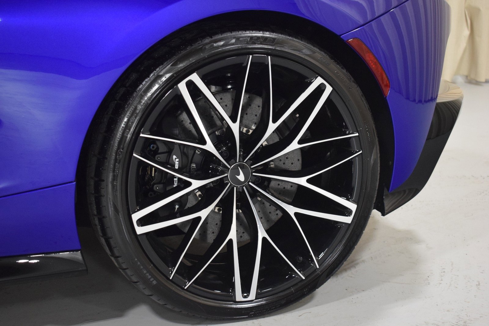 New 2025 McLaren GTS image 7