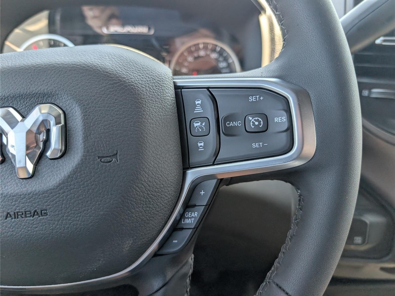 New 2026 RAM 5500 Tradesman AWD/4WD image 17