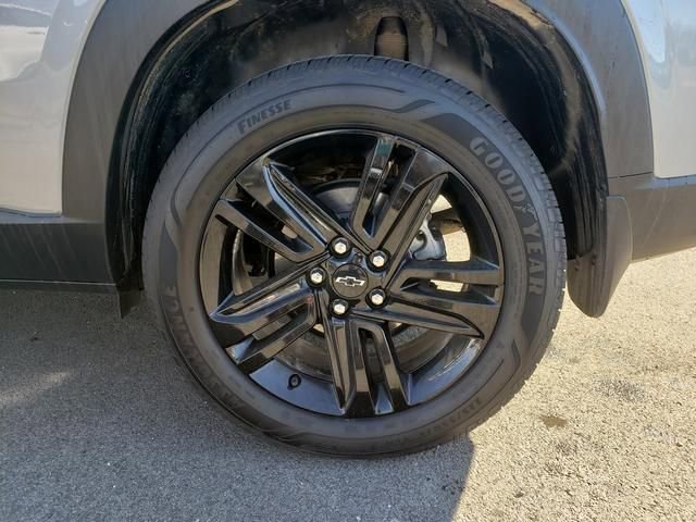 Used 2025 Chevrolet Trax ACTIV w/ Driver Confidence Package image 27