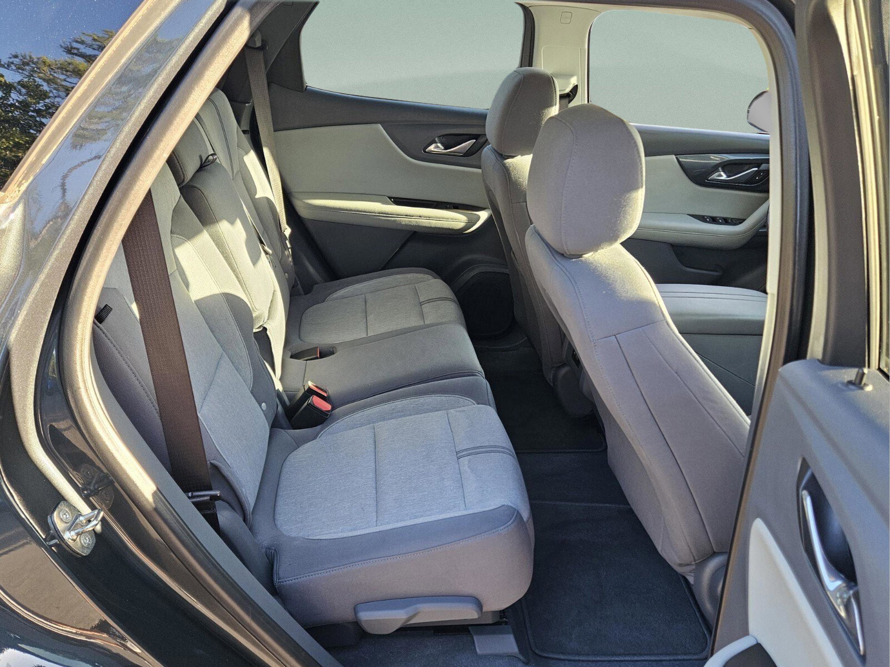 Used 2019 Chevrolet Blazer LT image 9