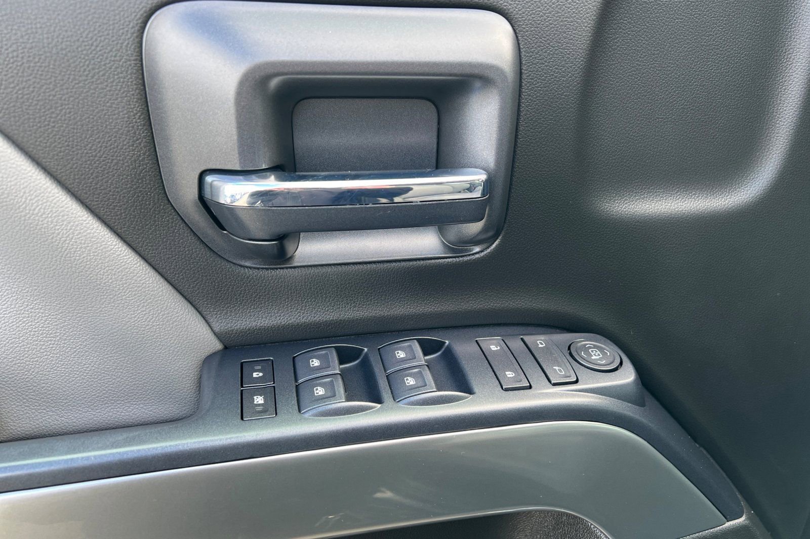 Used 2019 Chevrolet Silverado 3500 LT w/ All-Star Edition image 10