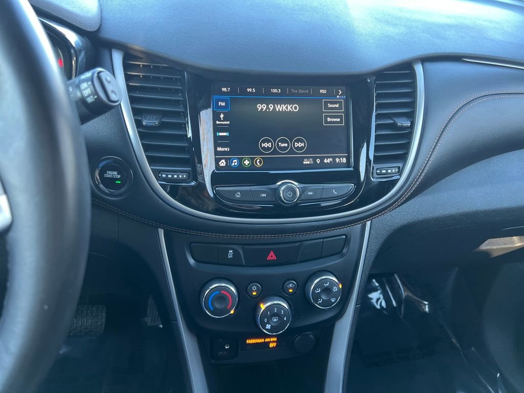Used 2018 Chevrolet Trax LT w/ LT Convenience Package image 16
